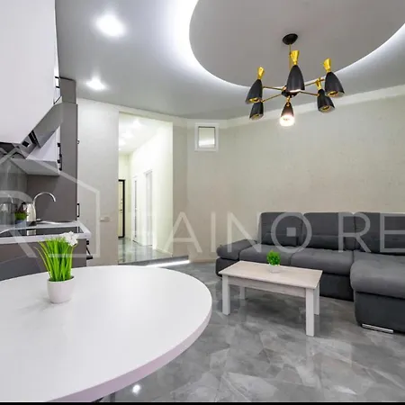 1k світла в аркадії, 5 хв до моря 5011 Fainorent Apartment Odesa